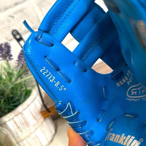 Franklin RTP Performance 8.5" T-Ball Baseball Glove - Picture 4 of 5
